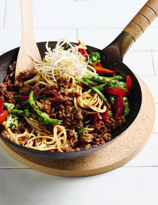 Spicy pork noodles with broccoli and capsicum. Picture by 