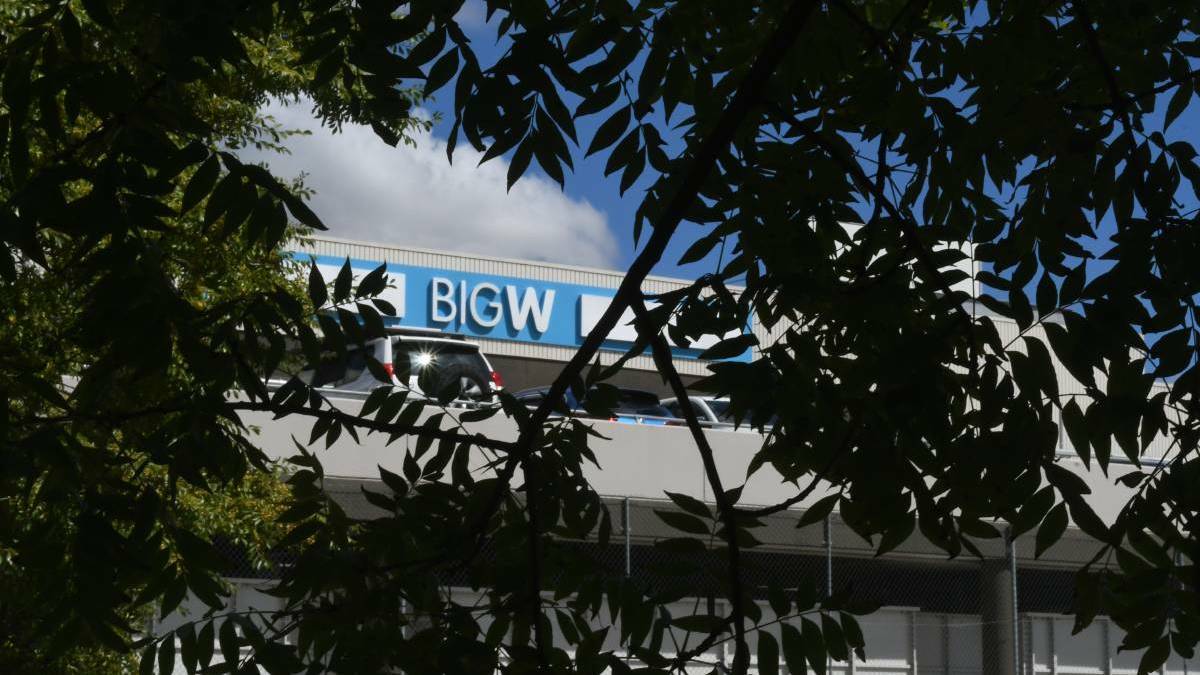 Fake news: Woolworths rejects report that Bathurst's Big W is closing