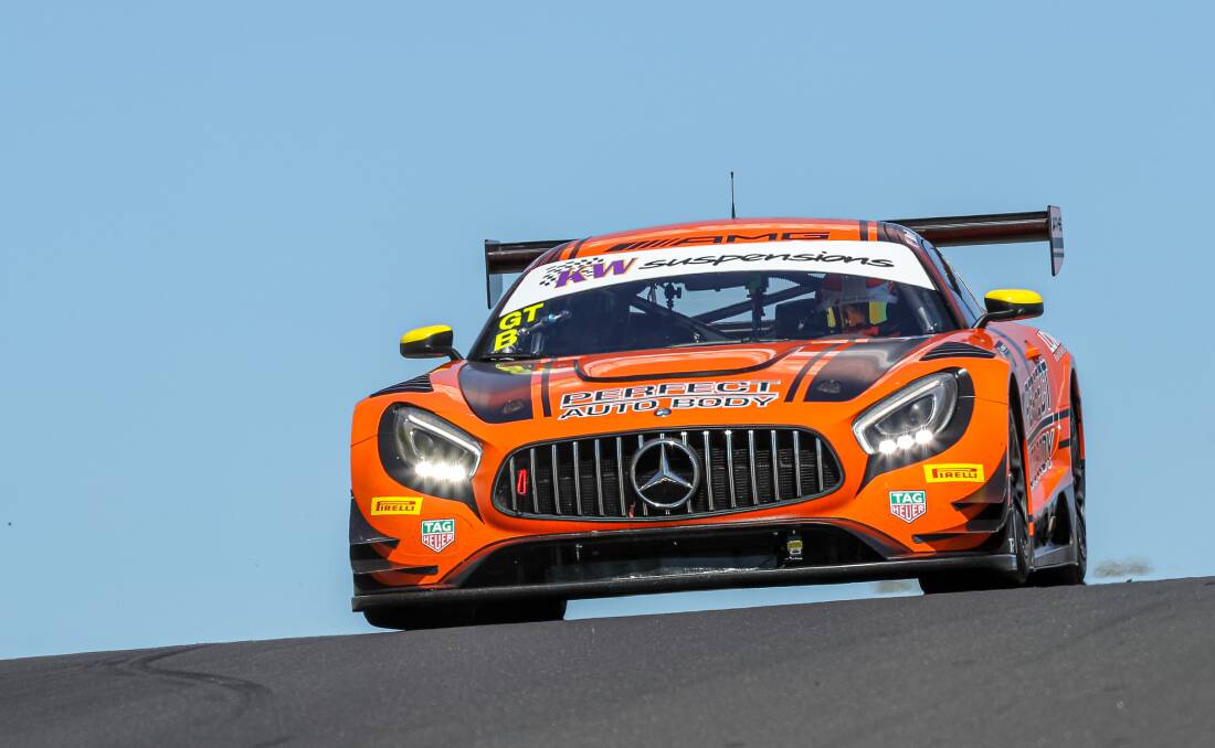 FAST MONEY: On-track action from the 2020 Challenge Bathurst on Mount Panorama. Photo: SUPPLIED