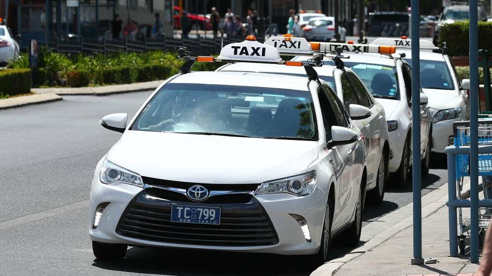 Bourke wants council, chamber to back the Bathurst taxi drivers