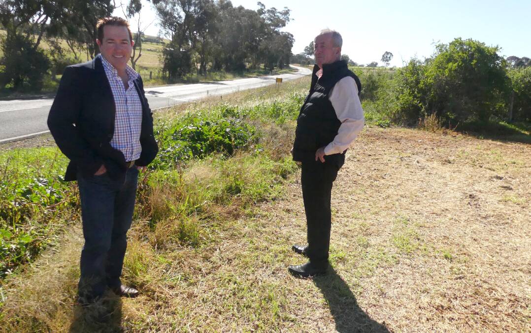 SAFETY UPGRADE: Bathurst MP Paul Toole and Bathurst mayor Bobby Bourke announce funding for Sofala Road improvements. Photo: SUPPLIED