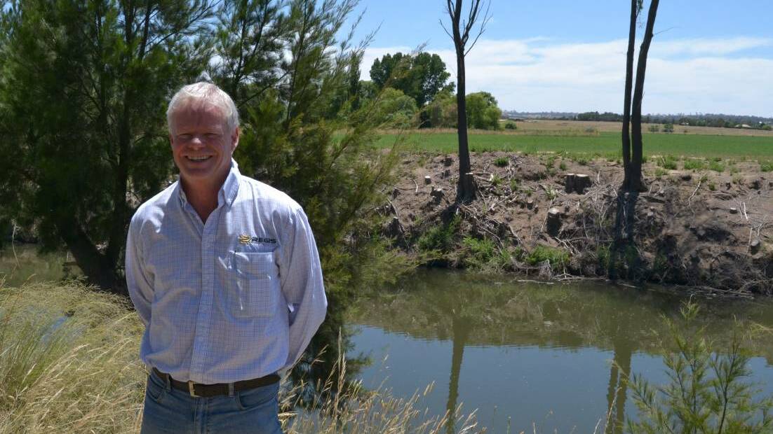 MINE OVER MATTER: Regis Resources NSW general manager Rod Smith beside the Macquarie River near Eglinton. 121415mregis
