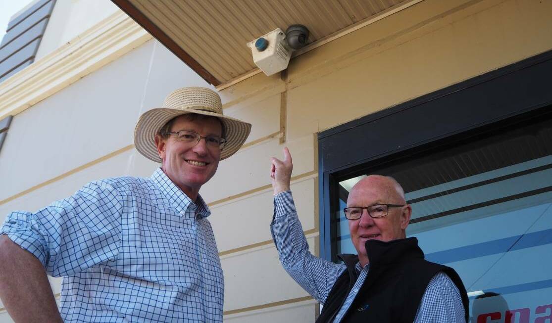 CCTV FUNDING: Federal Member for Calare Andrew Gee and Bathurst mayor Graeme Hanger.