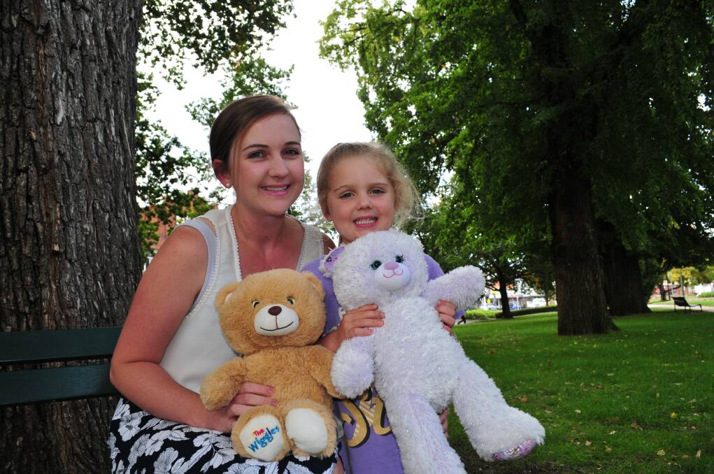 FUN FOR KIDS WHILE IN ISOLATION: Hayley Davis, with her daughter Anna, and their bears.