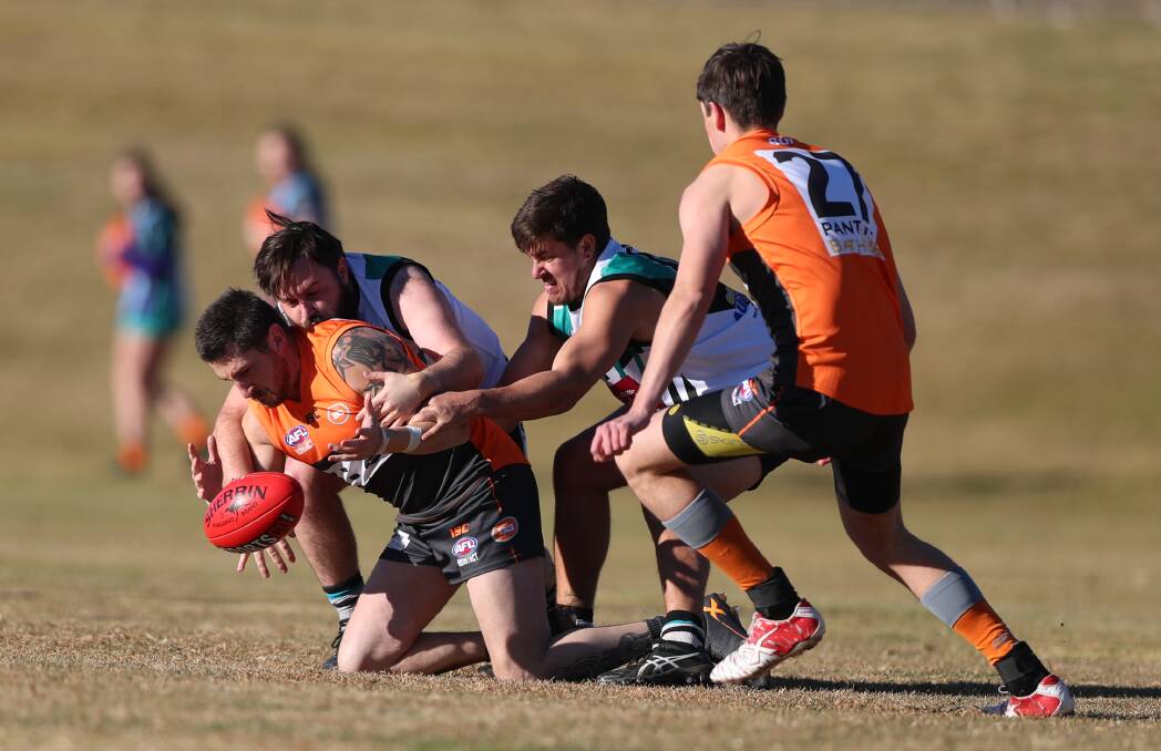 FOCUS ON FUTURE: Bathurst Giants were already looking ahead to finals prior to their game against Dubbo. Photo: PHIL BLATCH