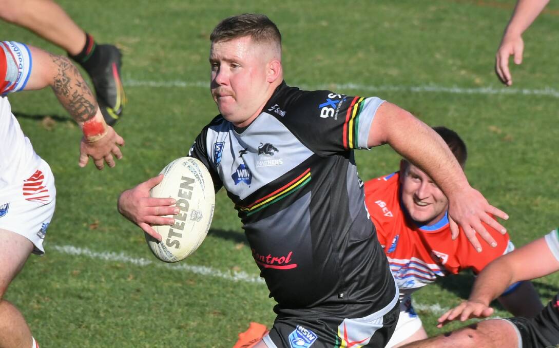 ON THE MOVE: McCoy White finds space in Bathurst Panthers' game against Mudgee Dragons last round. Photo: CHRIS SEABROOK