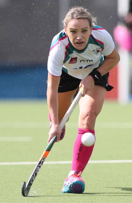 LITHGOW TRIP: Lisa Quinn and her Bathurst City teammates are chasing their first win of the women's Premier League Hockey season. Photo: PHIL BLATCH