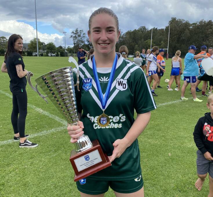 Western vice-captain Sarah Colman with the NSW Country Championships trophy. Picture supplied.