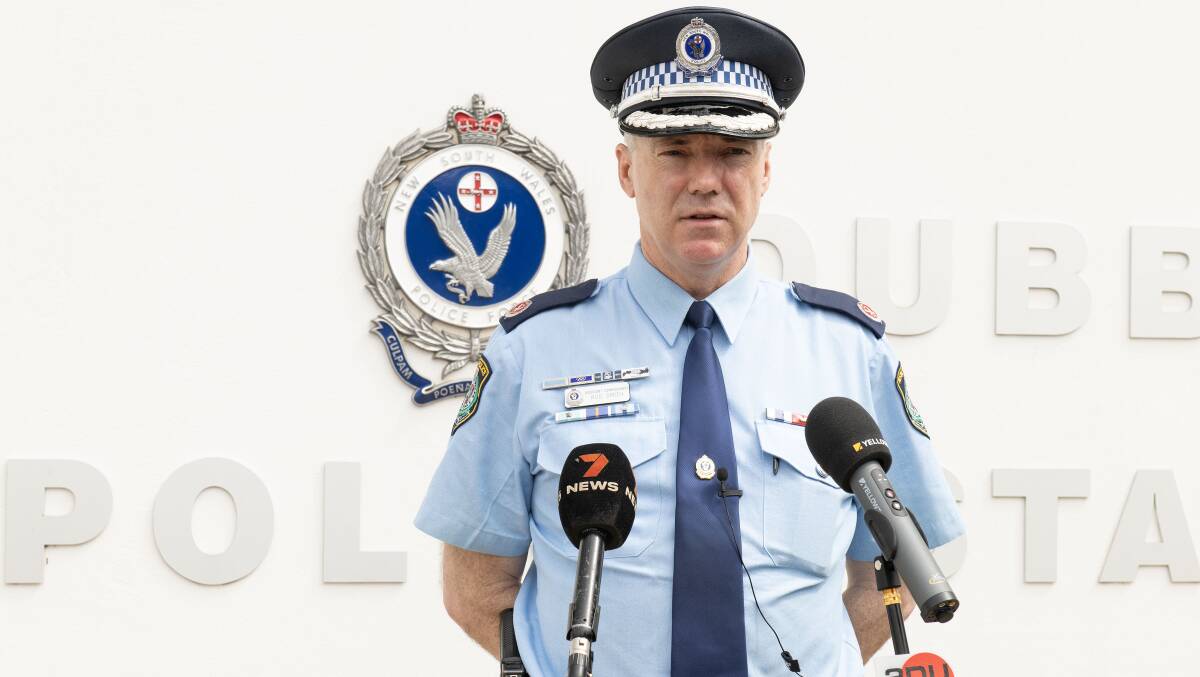 Western Region Commander Rod Smith provided an update on the fatal crash outside of Dubbo on Saturday, April 20. Picture by Belinda Soole