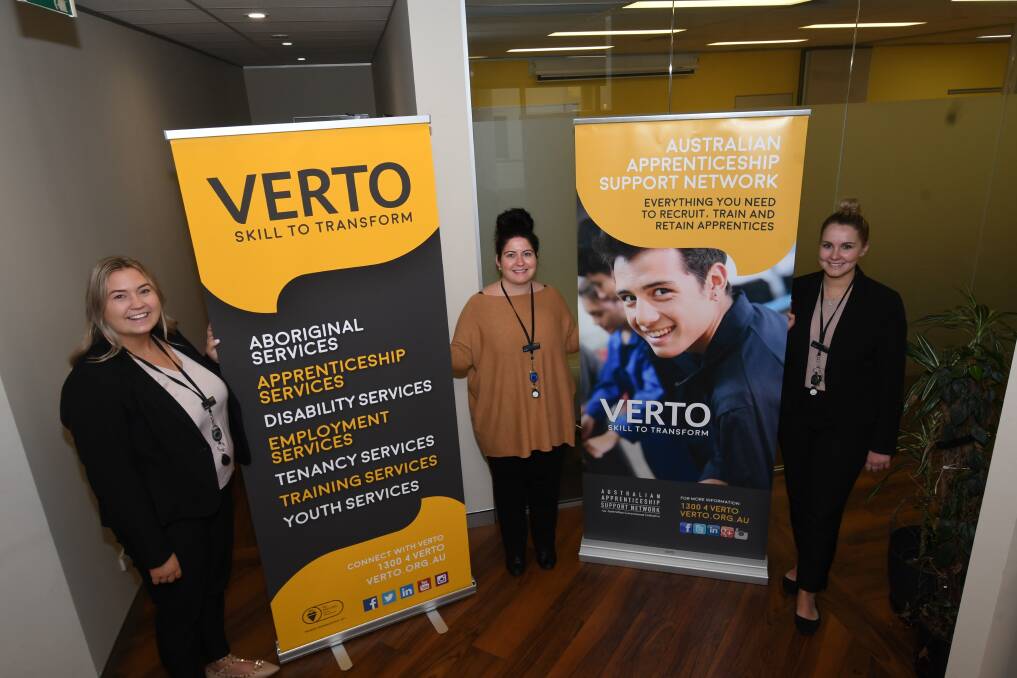 HELPING HAND: Ainsleigh Crisp, Ailish Howe and Stacey Callan from VERTO, one of the exhibitors that will be at the Bathurst Jobs Expo. Photo: CHRIS SEABROOK 081418cverto