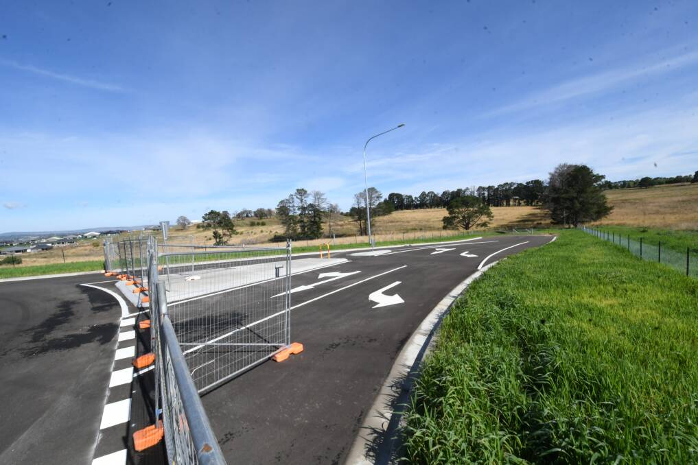 GROWING ESTATE: Bathurst Regional Council has lodged a development application for a 139-lot subdivision to create stage two of the Sunnybright Estate. Photo: CHRIS SEABROOK 020721csunnyb2