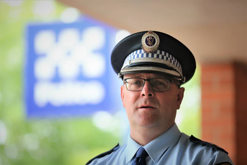 Chifley Police District commander acting Superintendent Bruce Grassick. Photo: PHIL BLATCH 120621pbcops2