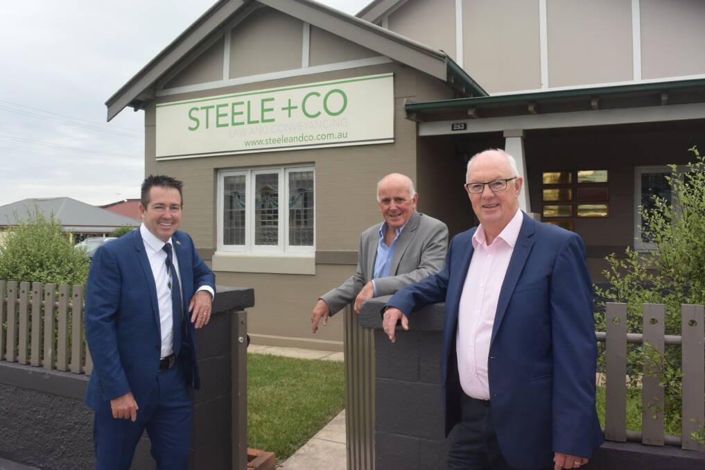 SECURED: Lifeline Central West executive director Alex Ferguson, pictured with Member for Bathurst Paul Toole and mayor Graeme Hanger, at the building that has been purchased. Photo: RACHEL CHAMBERLAIN 121517rclifeline