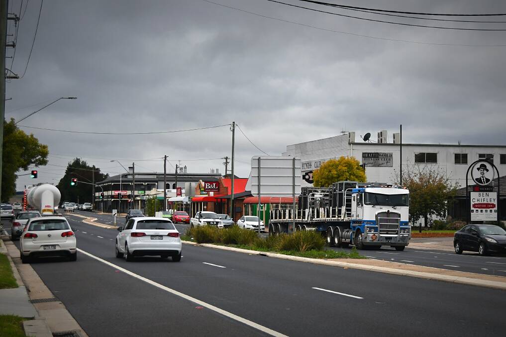 Resident is petitioning to show support for a Bathurst bypass