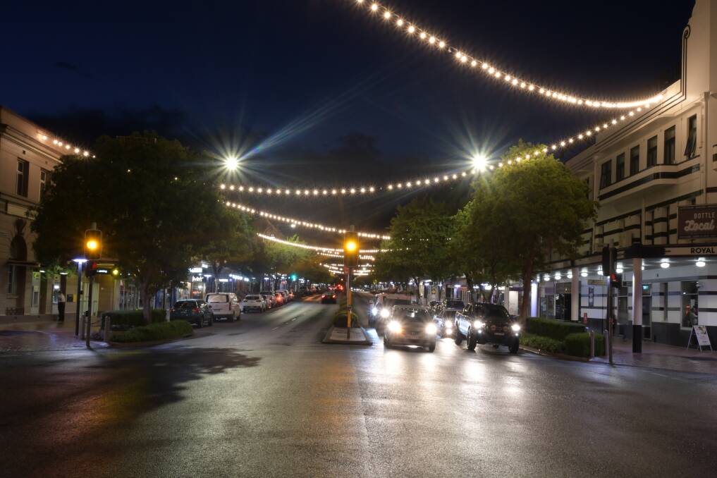 BRIGHT IDEA: The decorative lights over Orange's Summer Street could be replicated in Bathurst. Photo: CENTRAL WESTERN DAILY 