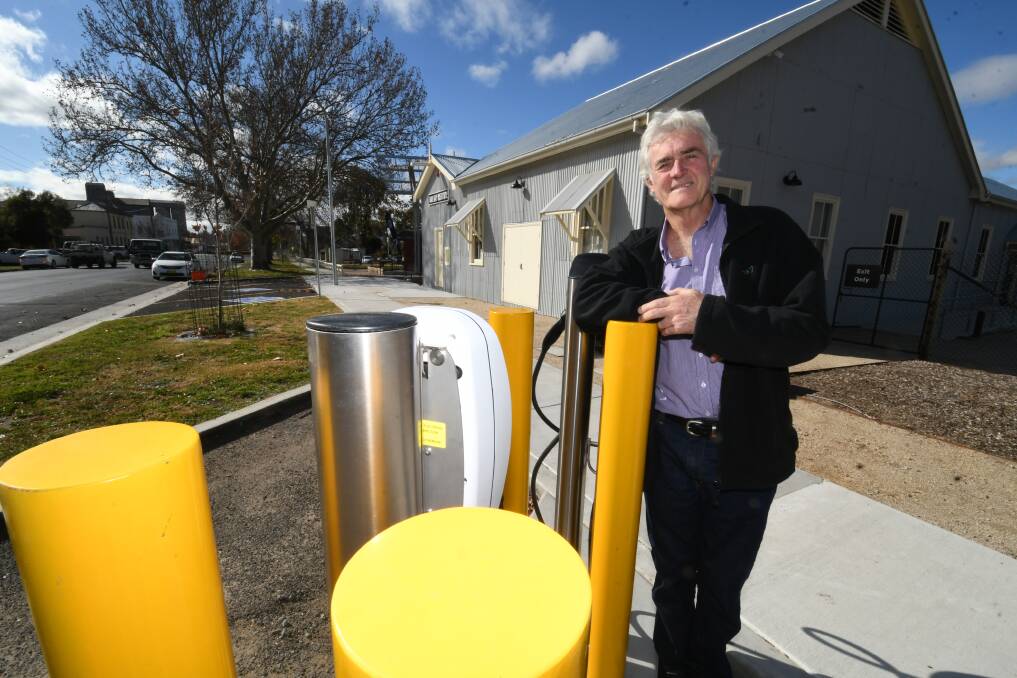 NEW ADDITIONS: Councillor John Fry is pleased to see the two new electric vehicle charging stations out the front of the Bathurst Rail Museum. Photo: CHRIS SEABROOK 060920chargr1
