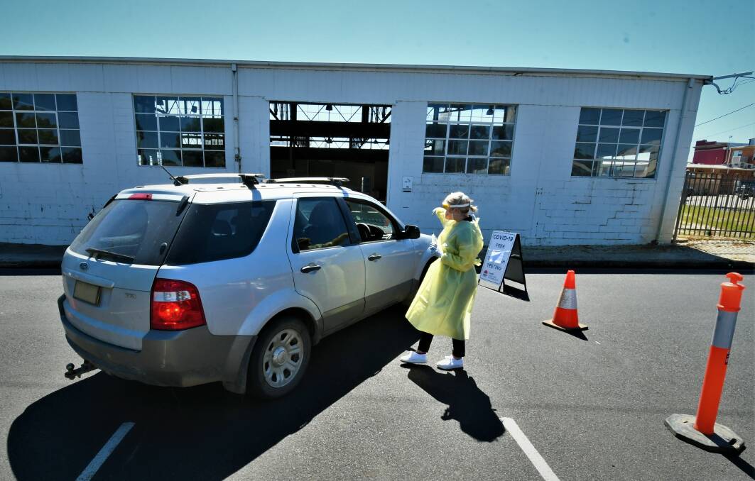 NEW LOCATION: Drive-through COVID-19 testing has moved from Mount Panorama to the former Clancy Motors site in Howick Street. Photo: CHRIS SEABROOK 101821covidstatn2
