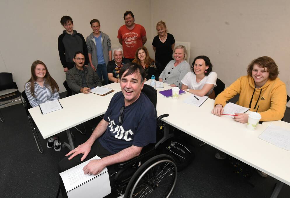MASTERCLASS: Comedian Tim Ferguson with participants at his workshop on Sunday at Bathurst Library. Photo: CHRIS SEABROOK 092919ctimf