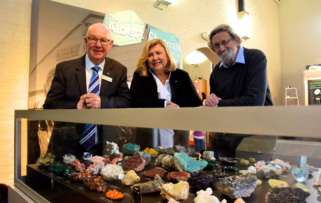 NEW ADDITION: Mayor Graeme Hanger, Australian Museum director and CEO Kim McKay and collection manager Ross Pogson. 060719rcrock