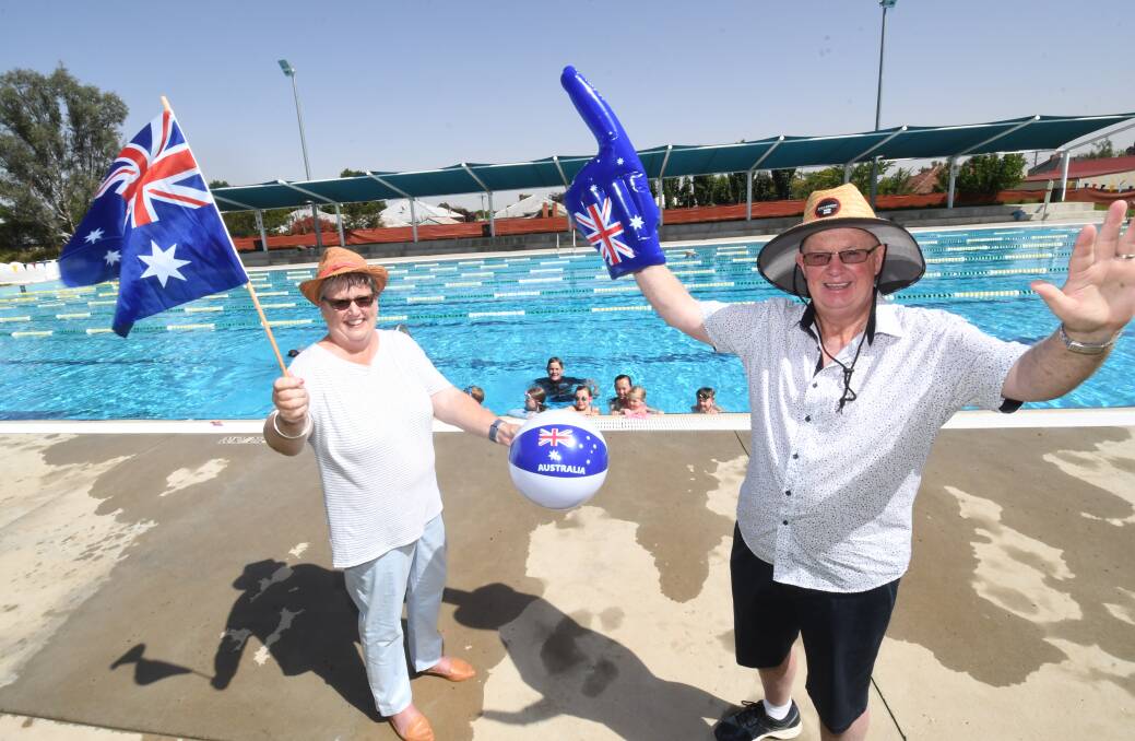 LET'S CELEBRATE: Councillor Jacqui Rudge and mayor Graeme Hanger at the Maning Aquatic Centre ahead of Australia Day. Photo: CHRIS SEABROOK 011619cozday2