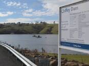 A sign with Chifley Dam in the background. Picture file
