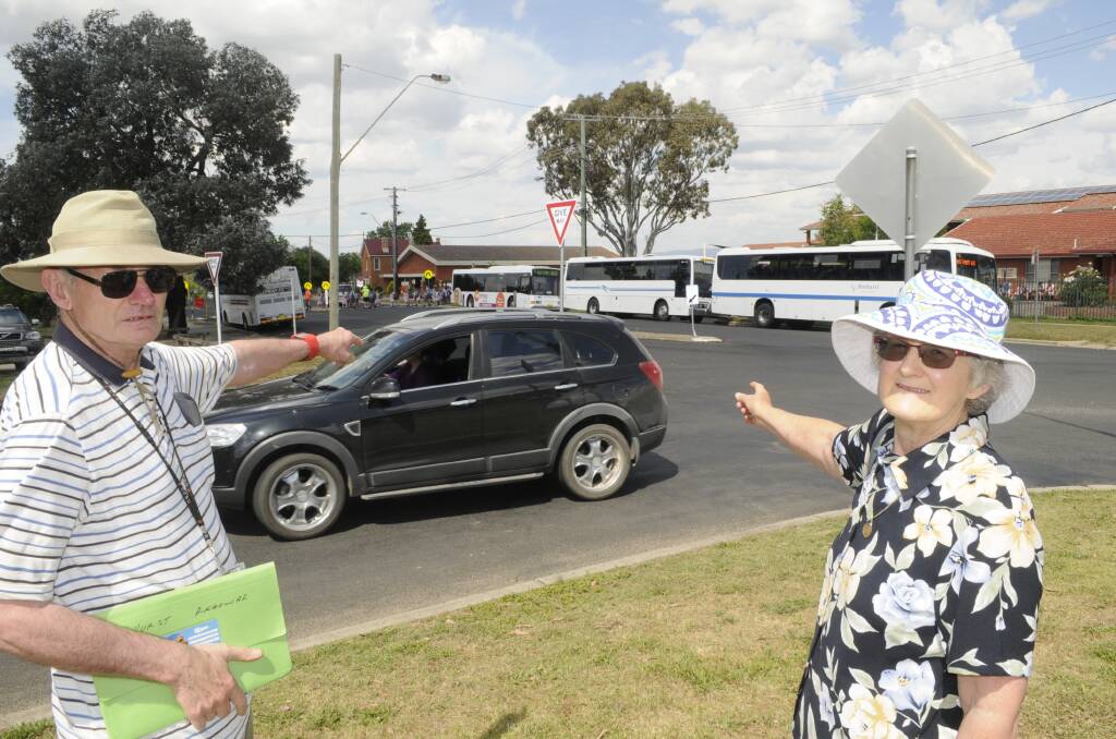 COMMIT TO IT: Kent and Dianne McNab aren't happy that mayor Graeme Hanger hasn't thrown his support behind a roundabout for the intersection of Mitre, Suttor and Lambert streets, as recommended by council's engineers. 