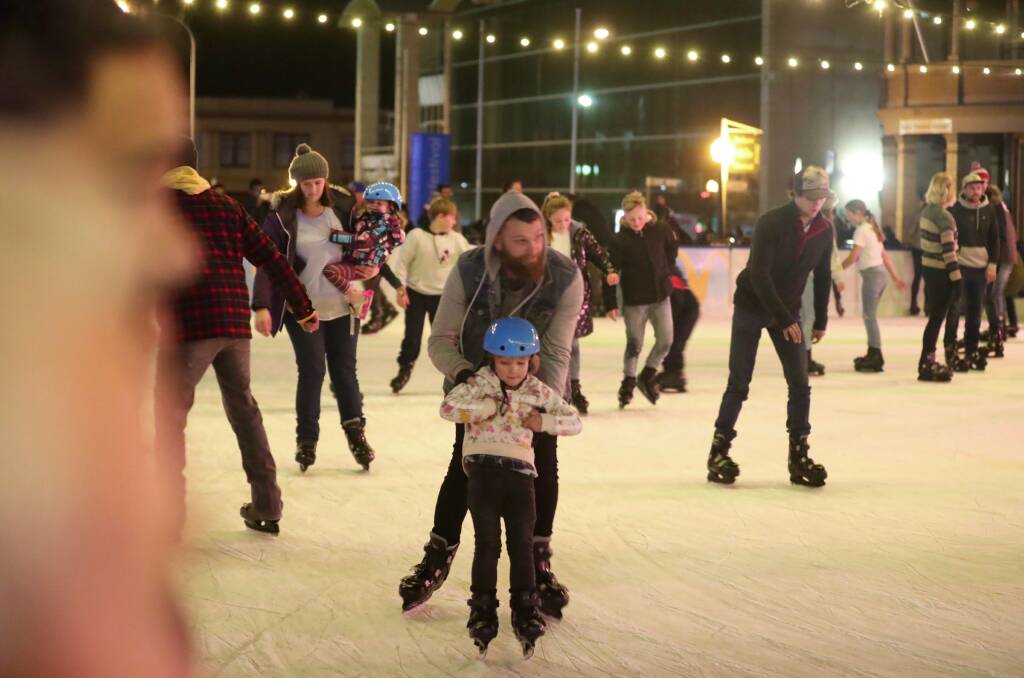 POPULAR: People love the opportunity to go ice skating during the Bathurst Winter Festival. Photo: PHIL BLATCH