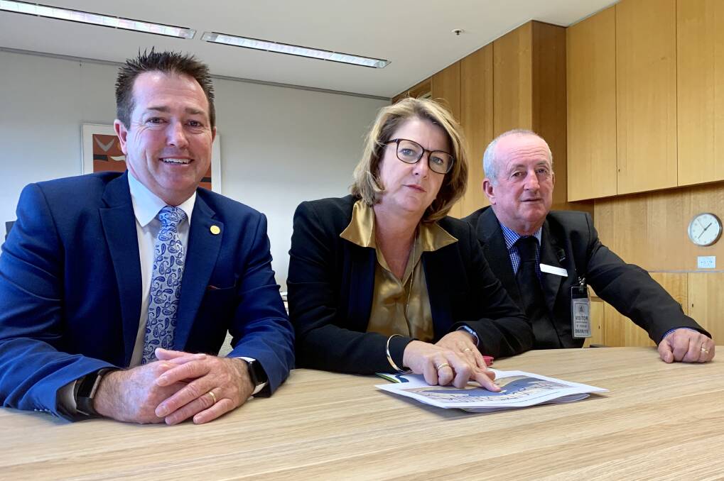Member for Bathurst Paul Toole, Minister for Water, Property and Housing Melina Pavey and deputy mayor Bobby Bourke at the meeting last week. 