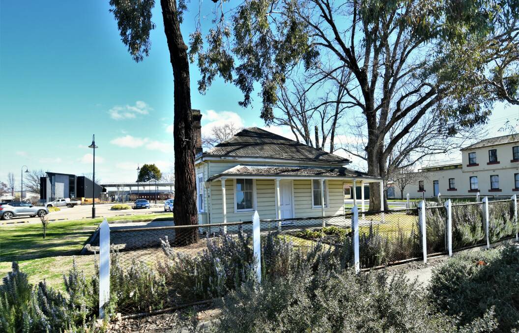 Land around the Bathurst Railway Station is the subject of a proposal for a 10-lot subdivision. Photo: CHRIS SEABROOK 081721crailway2