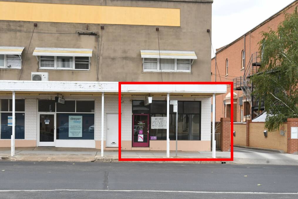 NEW PURPOSE: The former Vanessa Pringle Floral Designs shop is set to be turned into a beautician. Photo: CHRIS SEABROOK