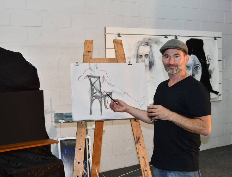 A HELPING HAND: Local artist, Stephen 'Sven' Rogers, has added life drawing classes to the experiences on offer at his pop-up art exhibition 'scape. Photo: Andrew Lotherington