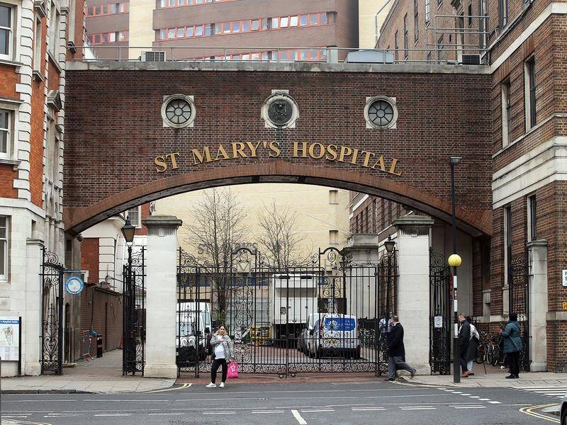 The Duchess of Cambridge has arrived at London's St Mary's Hospital in labour with her third child.