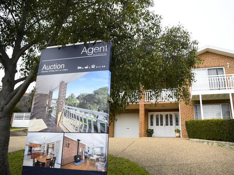 Capital city auctions were up 85 per cent in the December quarter after a seasonally slower winter.