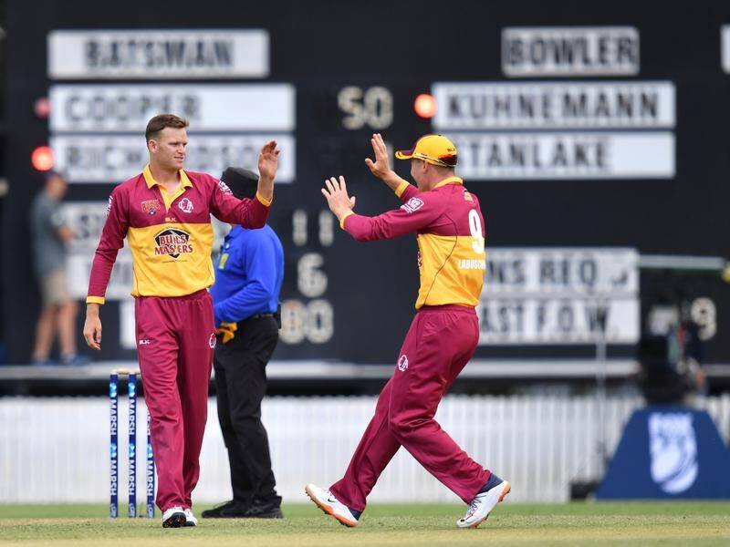 Queensland's Matthew Kuhnemann (l) took three SA wickets in their one day cup win in Brisbane.