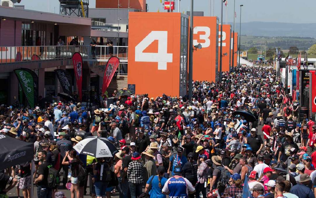 a total number of 201,416 attending this year's event. Photo: V8 Supercars