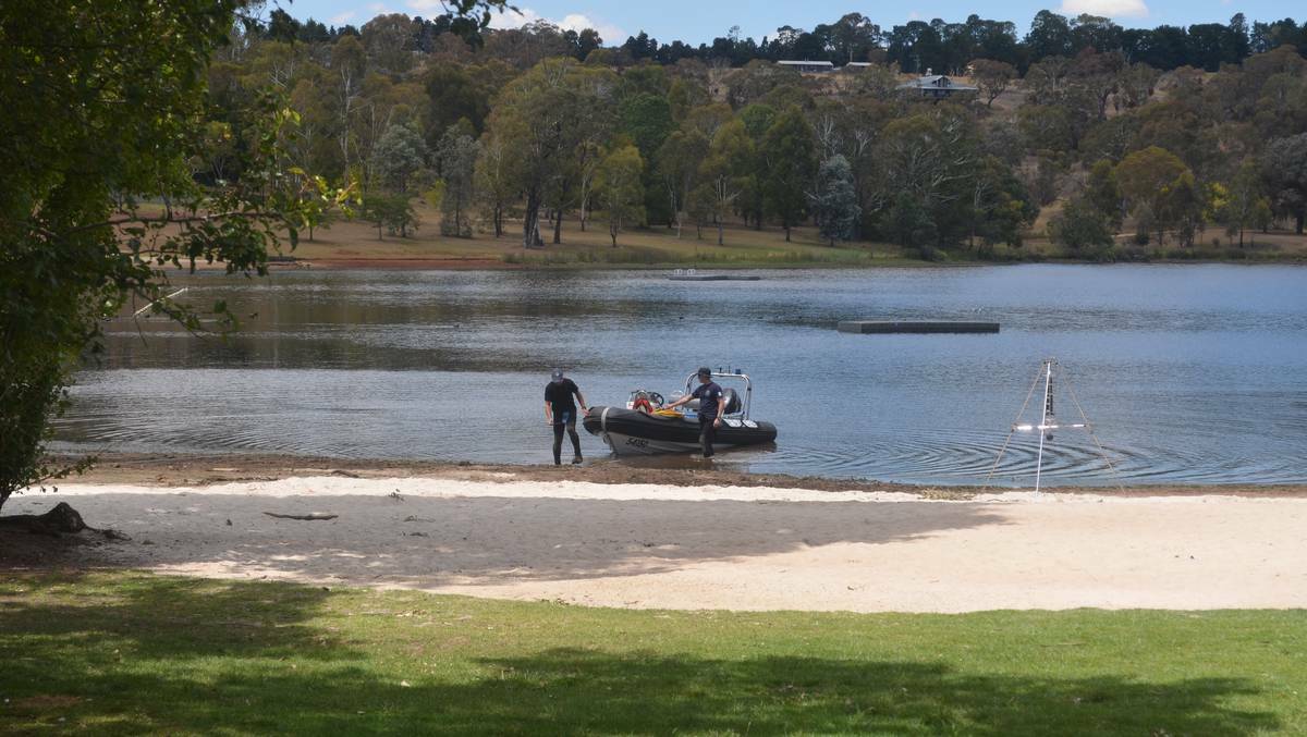 Police and rescue services are scouring Lake Canobolas and the surrounding area in their search for missing 19-year-old Arvid Stenzel. Photos: TRACEY PRISK, LUKE SCHUYLER and MICHELLE COOK
