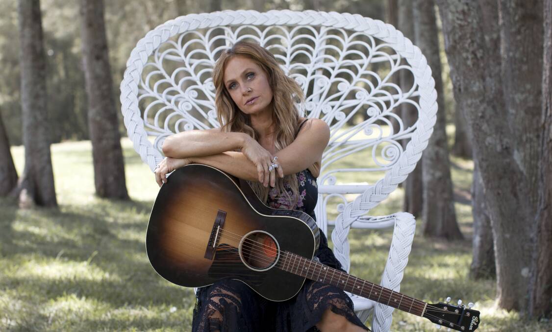 COUNTRY ROYALTY: Australian music star Kasey Chambers will perform at the Bathurst Memorial Entertainment Centre this Sunday. Photo: SUPPLIED.