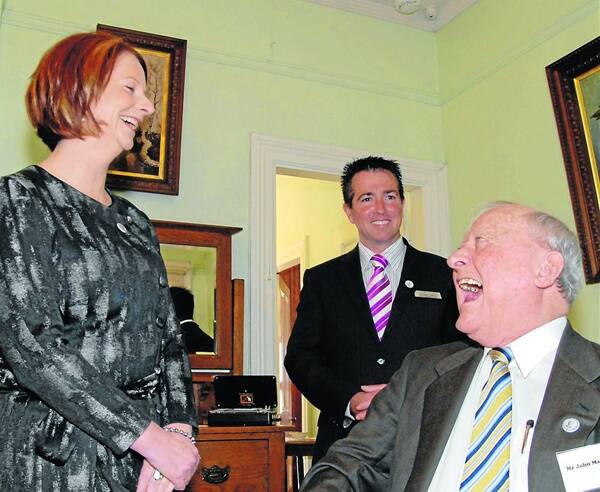 LAST PM TO VISIT: Former prime minister Julia Gillard with then-Bathurst mayor Paul Toole and former Bathurst mayor John Matthews during her 2010 visit to Bathurst. Photo: ZENIO LAPKA 091810zgillard3