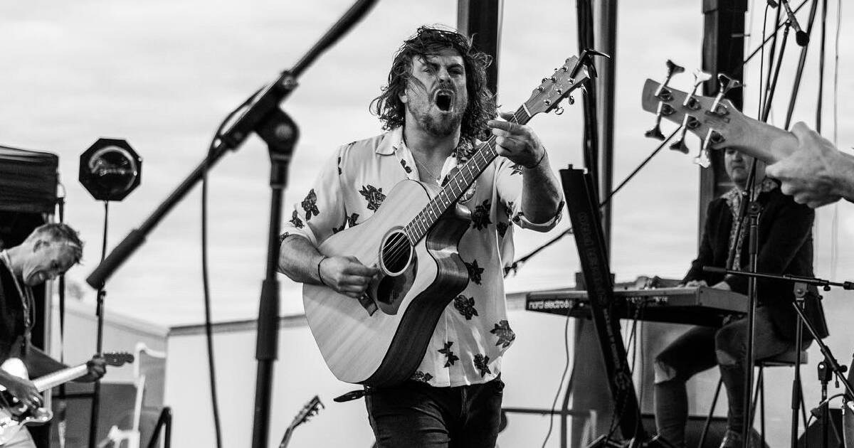 Orange musician Robbie Mortimer will touch down in Bathurst next week after a successful East Coast tour and a trip to the United States. Picture: Elise Cook