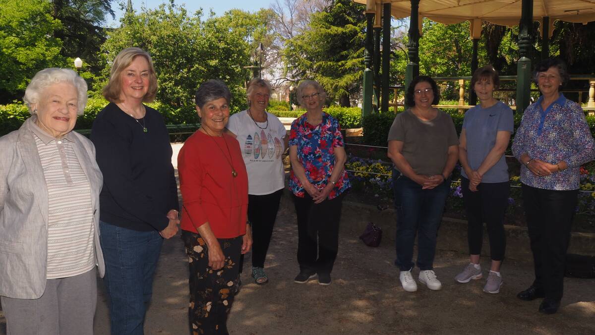SHARED: Bathurst Arts Council's Judy Rutherford, Wendy Jenkins and Libby Loneragan with Evans Arts Council's Wendy-lou Tisdell and Shirley Walsh and Bathurst Eisteddfod Society's Renee Fowler, Gwyneth Kelly and Jane Talbot.