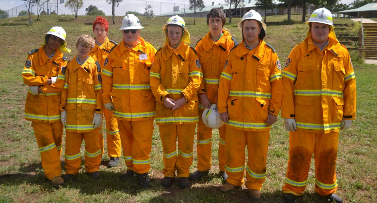 FUTURE FIRIES: Secondary students from Carenne School taking part in the Chifley/Lithgow fire cadet program. Photo: SAM BOLT 112218sbcade2