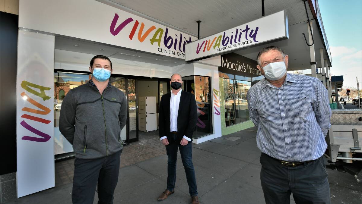 NEW SHOPFRONT: Vivability clinical services manager Kevin Walker, CEO Nick Packham and building owner Peter Rogers. Photo: CHRIS SEABROOK 08171cvivability