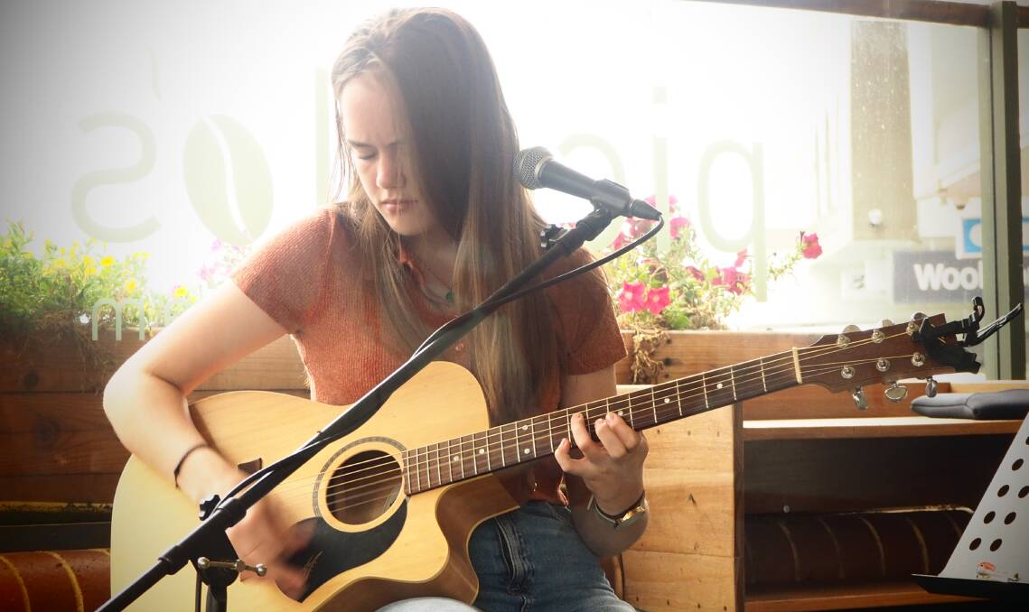 GIGS AROUND TOWN: Belle Whitwell performing at Piccolo's last Friday as part of the Local Emerging Artists Program. Photo: SAM BOLT