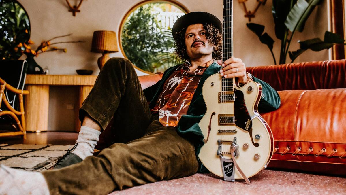 GRETSCH GUY: Australian blues extraordinaire Ash Grunwald will perform at The Victoria Bathurst on January 30 in support of his upcoming album, 'Shout Into the Noise'. Photo: GLENN MOSSOP