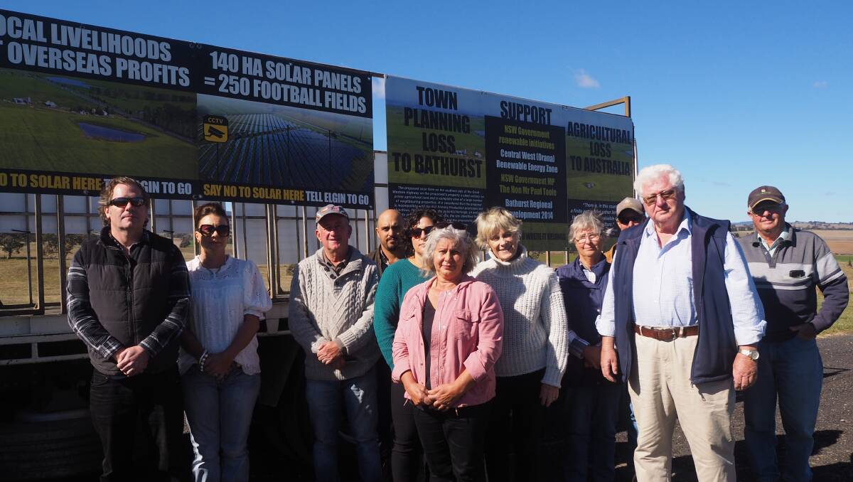 NOT HERE: Glanmire Action Group members opposed to a proposed solar farm site along the Great Western Highway with Bathurst mayor Bobby Bourke [third from left].