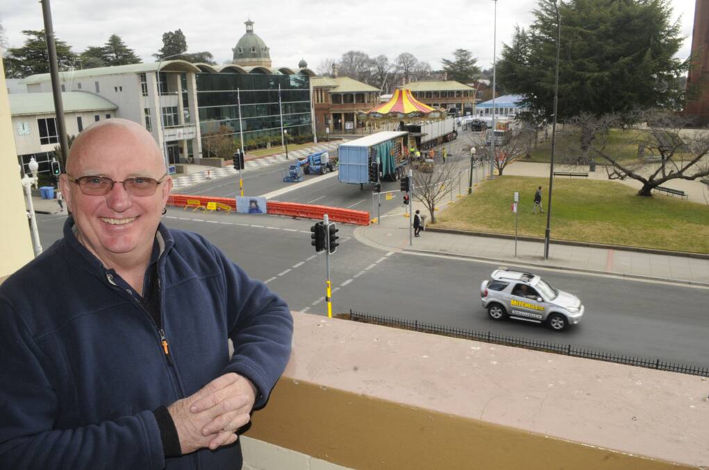 GOOD FOR BUSINESS: The Knickerbocker Hotel owner Scott Macallister says the Bathurst Winter Festival has been great for business. Photo: CHRIS SEABROOK 071717cwinfest1