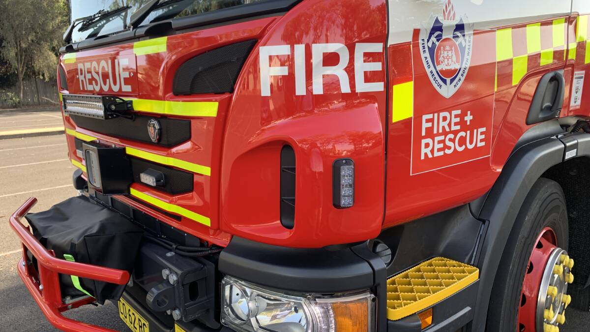 UNDER INVESTIGATION: Two vehicles have been damaged in deliberately lit fire that occurred in Kelso early on Tuesday morning. Photo: FILE