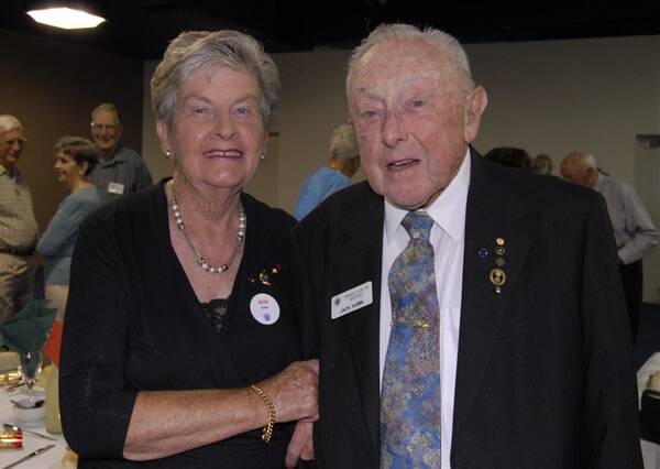 VALE: The late Jack Aubin, pictured with his wife Ruth. Photo: ZENIO LAPKA 120209zprobus2