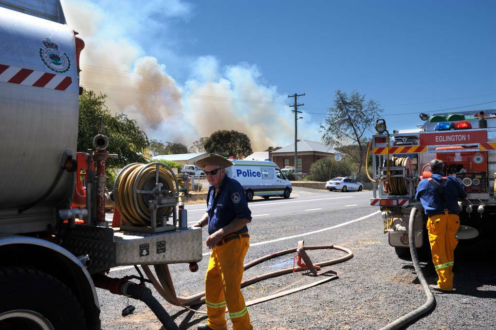 EMERGENCY: Rural Fire Service crews rushed to fight a fire north of Wattle Flat on Friday. 